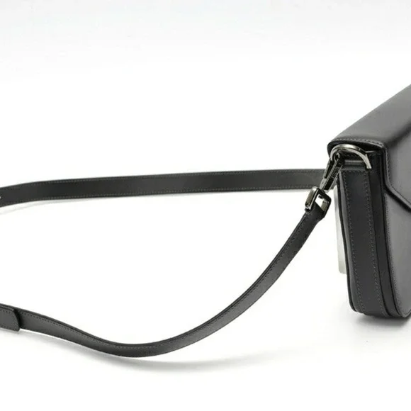 CHRISTIAN DIOR Black Leather Shoulder Bag - Picture 2 of 9